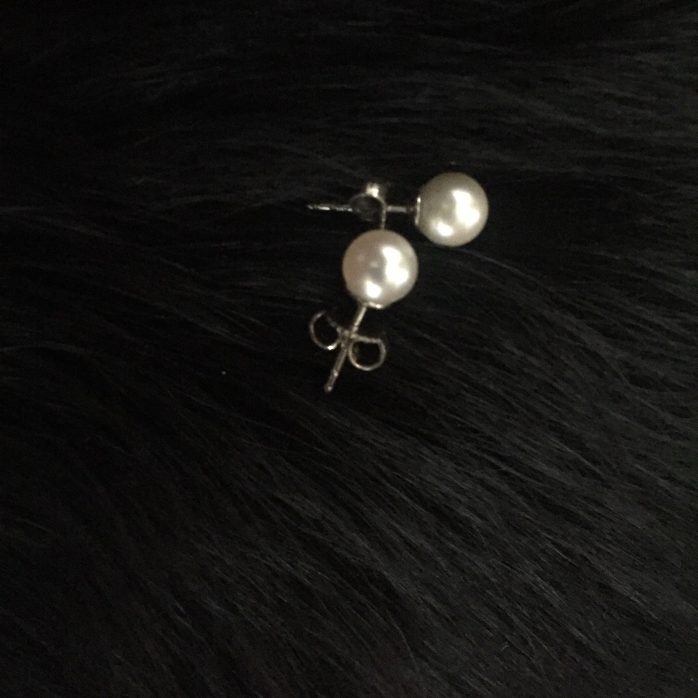 Tiffany Pearl Earrings